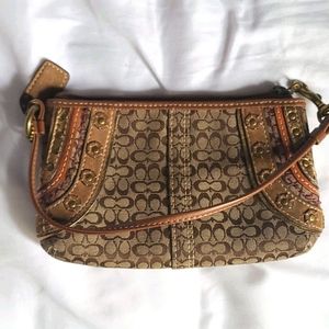 Wristlet